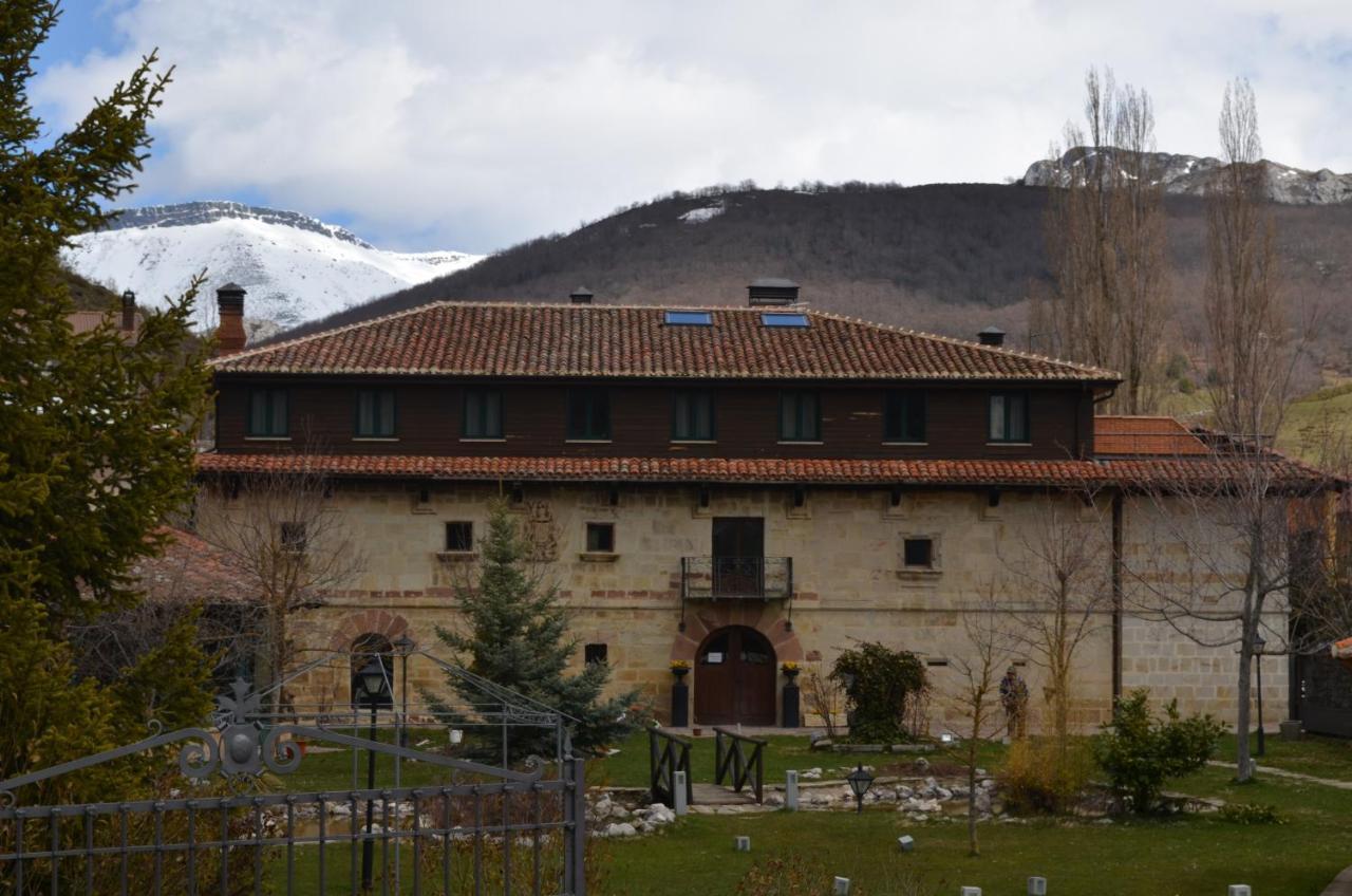 Hotel Posada Fuentes Carrionas Camasobres Exterior foto