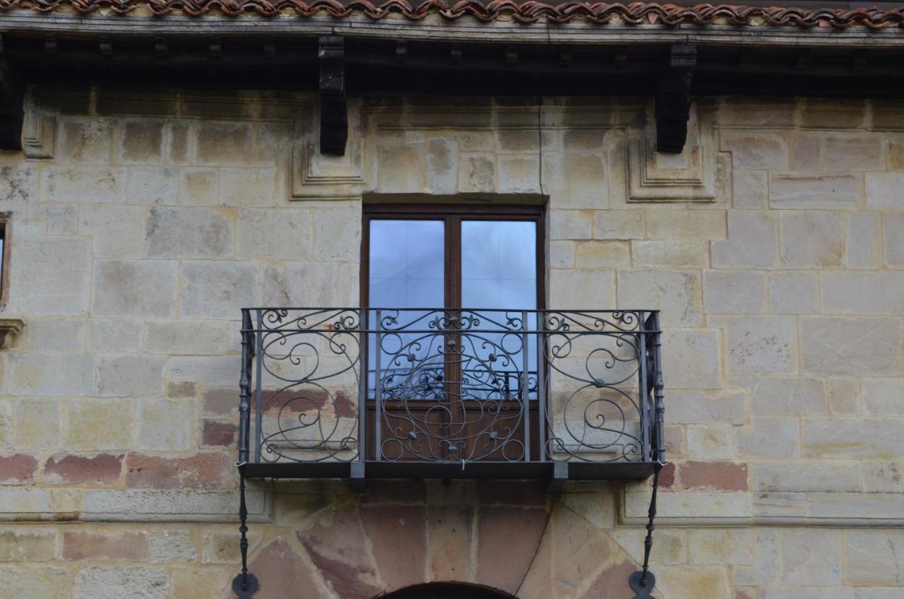 Hotel Posada Fuentes Carrionas Camasobres Exterior foto